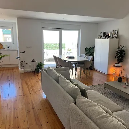 Sunny Urban Retreat With Private Terrace In Campo De Ourique *